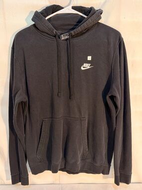 Nike Unisex/Mens Black Pullover Hoodie with White Swoosh M T0020